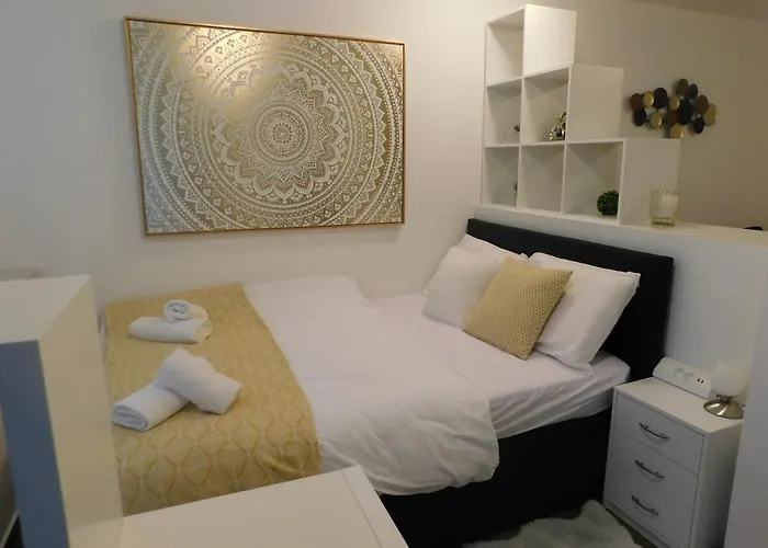 Modern Center Studio Under The Castle V ليوبليانا